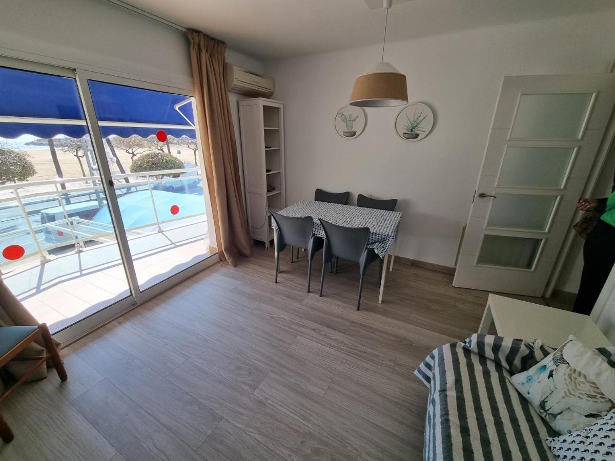 Apartamento Primera Linea Mar Cambrils Cerca Puerto Exteriér fotografie